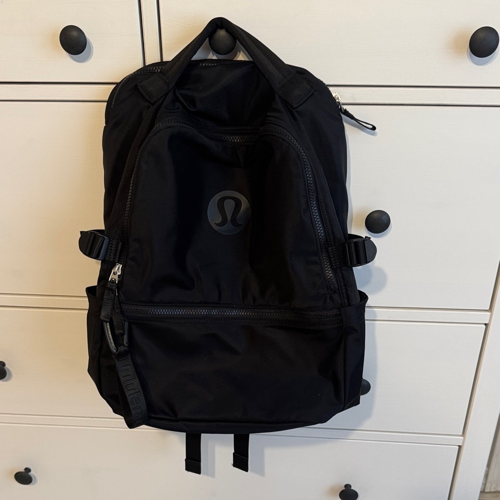 lululemon athletica Classic Black Backpack